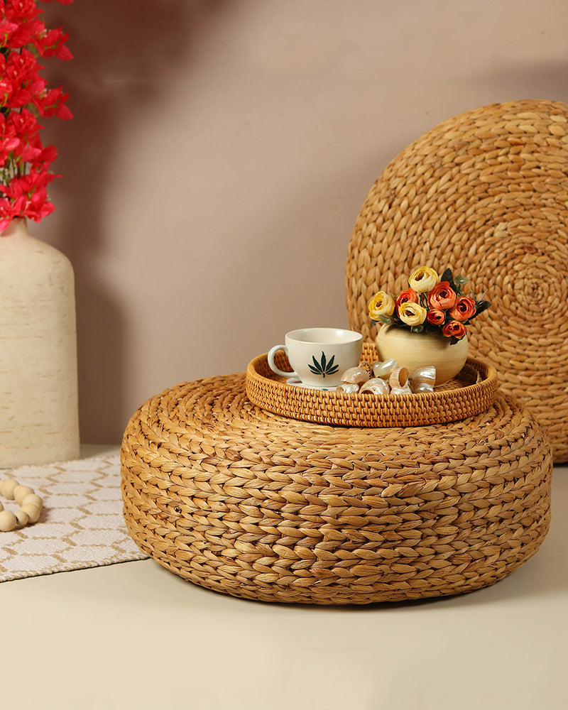 Seagrass pouffes for sitting